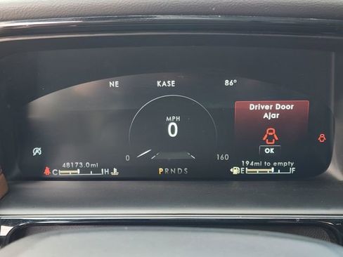 Used 2022 Lincoln Nautilus Reserve image 15