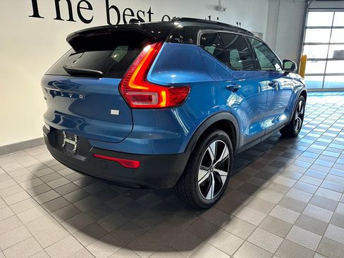 Used 2021 Volvo XC40 P8 Recharge w/ Advanced Package AWD/4WD image 4