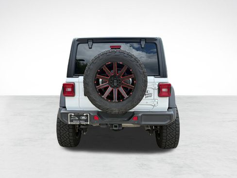 Used 2024 Jeep Wrangler Unlimited Sport AWD/4WD image 9