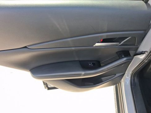 Used 2025 MAZDA CX-30 AWD 2.5 S w/ Preferred Package image 9