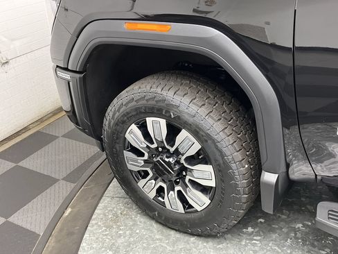 Certified 2025 GMC Sierra 2500 Denali w/ Denali Reserve Package AWD/4WD image 41