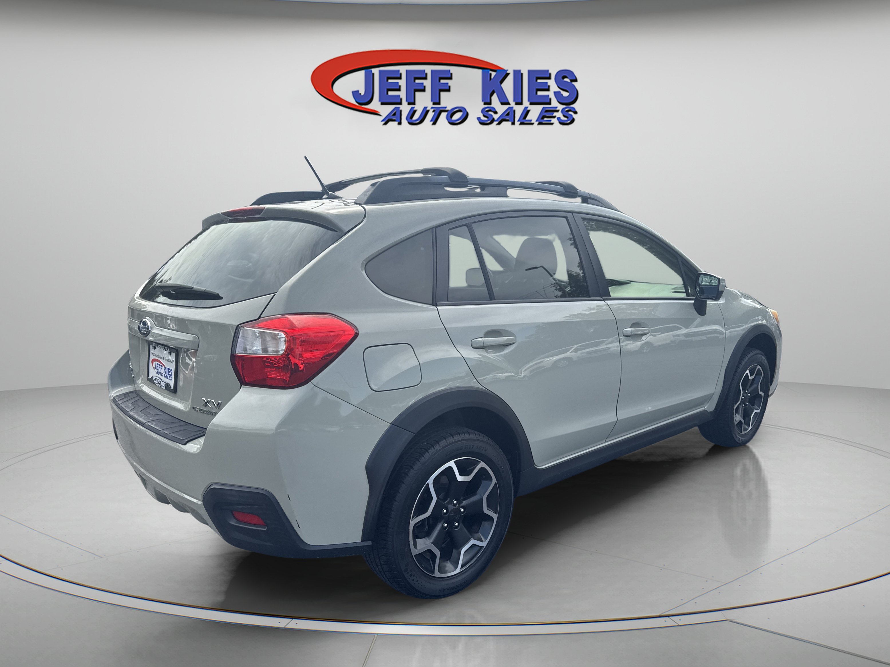 Used 2015 Subaru Crosstrek 2.0i Premium AWD/4WD image 5