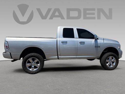 Used 2017 RAM 1500 Express image 6