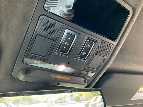 New 2025 Land Rover Defender 130 V8 image 21