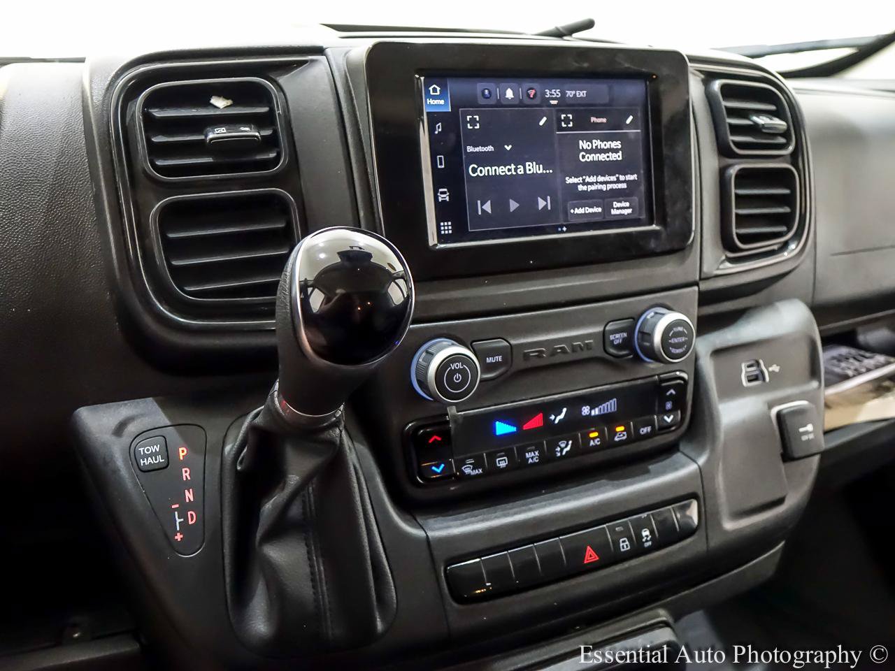 Used 2023 RAM ProMaster 2500 FWD image 11