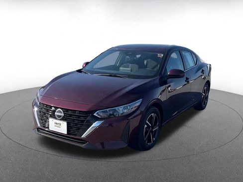 Used 2025 Nissan Sentra SV image 7