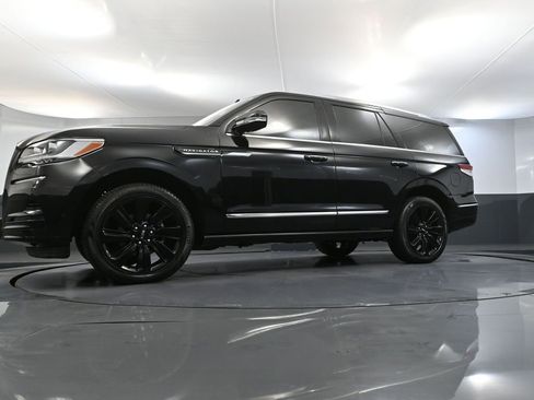 Used 2024 Lincoln Navigator Reserve w/ Equipment Group 201A AWD/4WD image 65