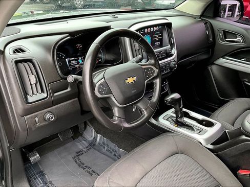Used 2018 Chevrolet Colorado LT w/ LT Convenience Package RWD image 20
