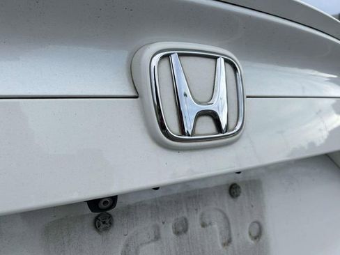 Used 2017 Honda Civic Touring image 9