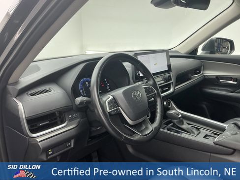 Used 2024 Toyota Grand Highlander XLE image 12