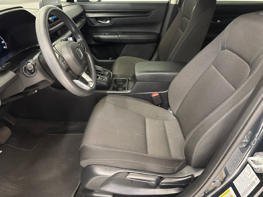 Used 2023 Honda CR-V LX image 17