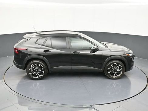 New 2026 Chevrolet Trax RS w/ Sunroof Package image 60