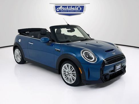 Used 2022 MINI Cooper S FWD image 1
