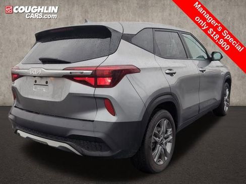 Used 2023 Kia Seltos LX image 7