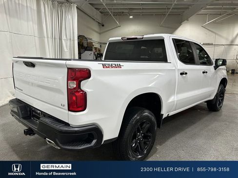 Used 2023 Chevrolet Silverado 1500 LT Trail Boss w/ Protection Package AWD/4WD image 8