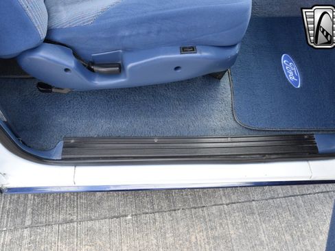 Used 1995 Ford F150 2WD SuperCab image 24