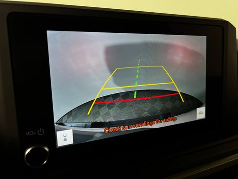 Used 2025 Toyota Tacoma SR RWD image 15