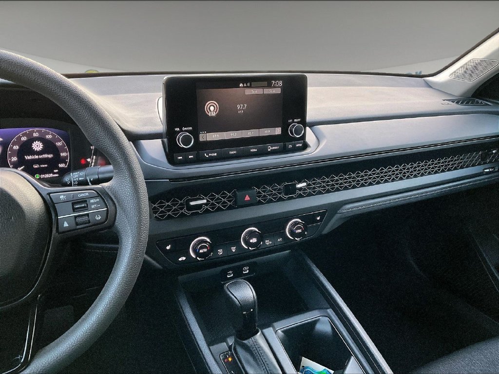 Used 2024 Honda Accord EX image 18