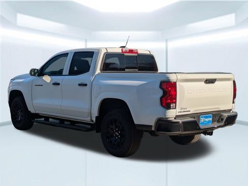 Used 2026 Chevrolet Colorado W/T w/ WT Custom Package RWD image 4