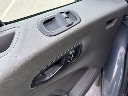 Used 2022 Ford Transit 250 Medium Roof AWD w/ Load Area Protection Package image 22