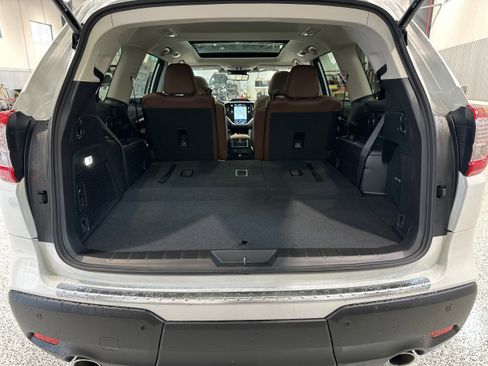 New 2026 Subaru Ascent Touring image 9
