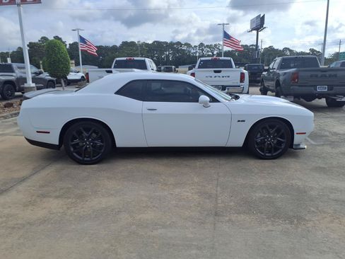 Used 2023 Dodge Challenger R/T w/ Plus Package RWD image 10