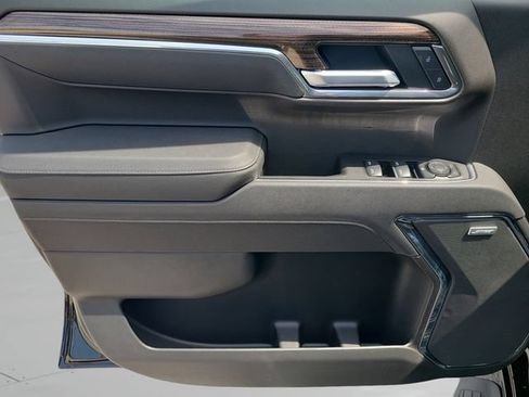 New 2026 Chevrolet Silverado 1500 LT Trail Boss w/ LT Trail Boss Premium Package AWD/4WD image 15