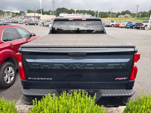 Used 2022 Chevrolet Silverado 1500 RST AWD/4WD image 9