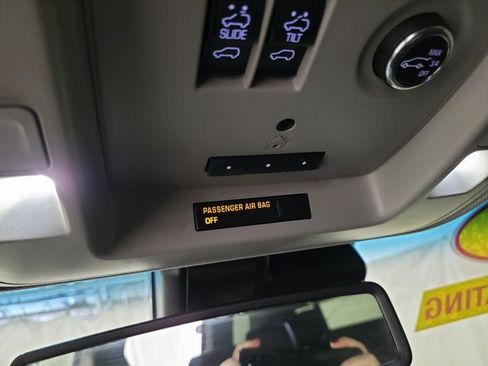 Used 2015 Cadillac Escalade Premium image 46