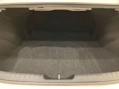 Used 2024 Hyundai Elantra SE image 33