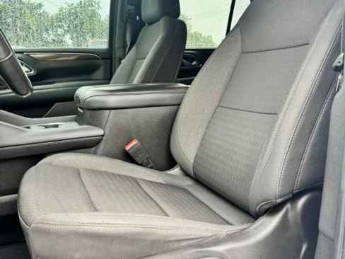 Used 2022 GMC Yukon SLE RWD image 8