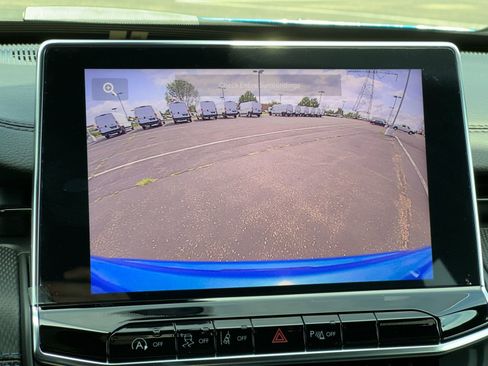 New 2025 Jeep Compass Limited w/ Sun & Sound Group AWD/4WD image 27