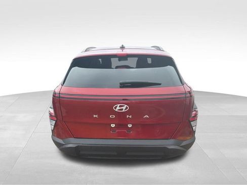 Used 2025 Hyundai Kona SEL FWD image 7