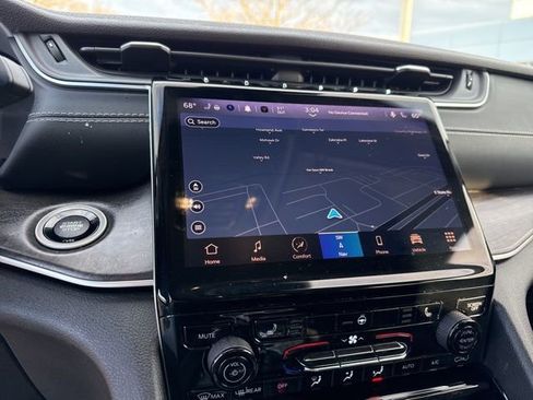 Certified 2022 Jeep Grand Cherokee Limited image 5