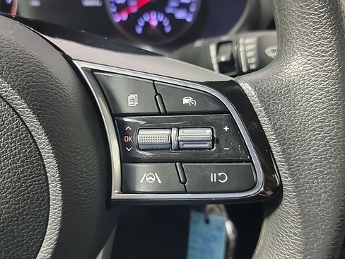 Used 2023 Kia Forte LXS FWD image 30