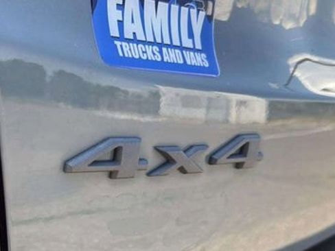 Used 2017 Jeep Renegade Trailhawk image 20