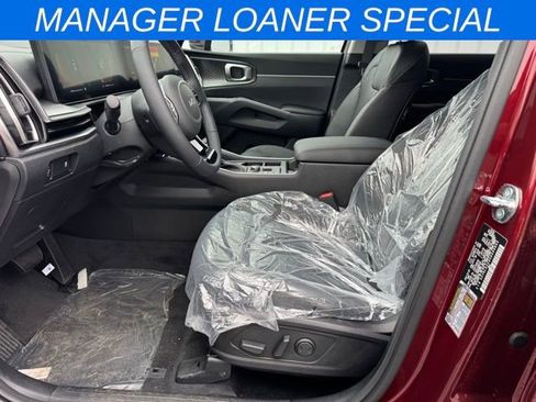 New 2025 Kia Sorento S AWD/4WD image 17