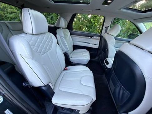 Used 2021 Hyundai Palisade Limited w/ Winter Package AWD/4WD image 29