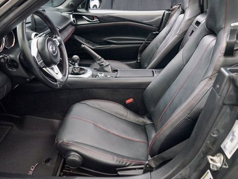 Used 2019 MAZDA MX-5 Miata Grand Touring image 32