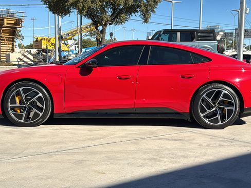 Used 2023 Audi RS e-tron GT w/ Carbon Performance Package image 4