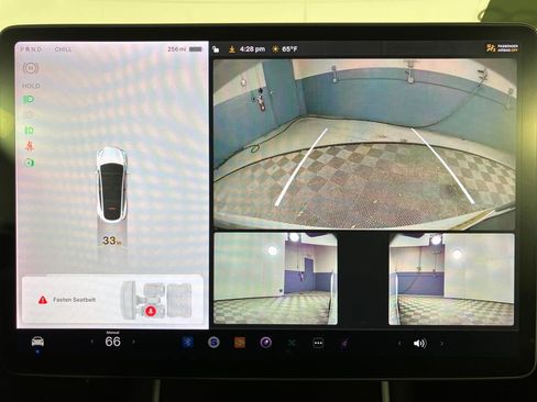 Used 2021 Tesla Model Y Long Range image 24