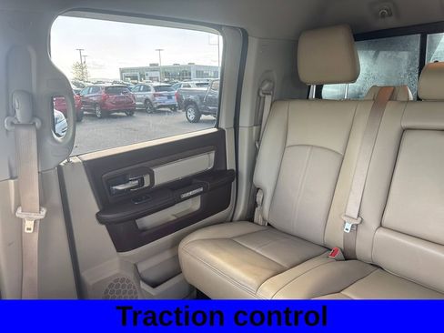 Used 2018 RAM 2500 Laramie w/ Cold Weather Group AWD/4WD image 13