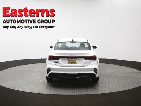Used 2022 Kia Forte LXS FWD image 35