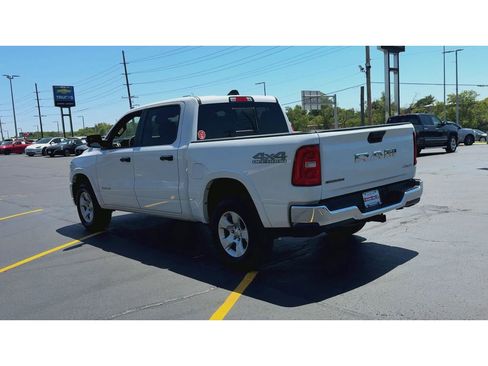 Used 2025 RAM 1500 Big Horn AWD/4WD image 6