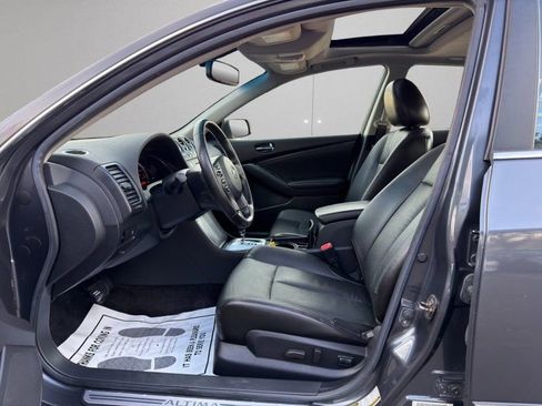 Used 2010 Nissan Altima 2.5 SL w/ SL Pkg image 9