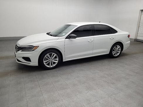 Used 2020 Volkswagen Passat 2.0T S image 2