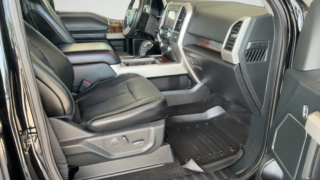 Used 2018 Ford F150 Lariat w/ Equipment Group 502A Luxury AWD/4WD image 24
