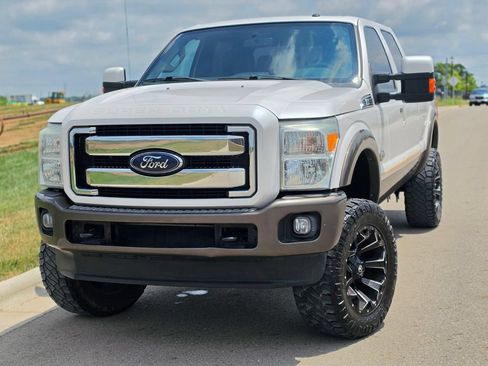 Used 2016 Ford F250 King Ranch w/ FX4 Off-Road Package AWD/4WD image 1