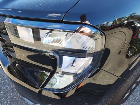 New 2025 Ford Maverick XLT image 5