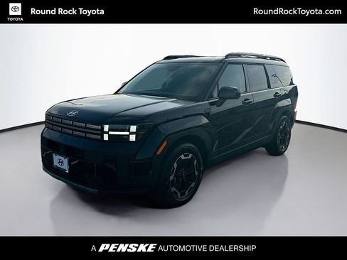 Used 2025 Hyundai Santa Fe SEL FWD image 1